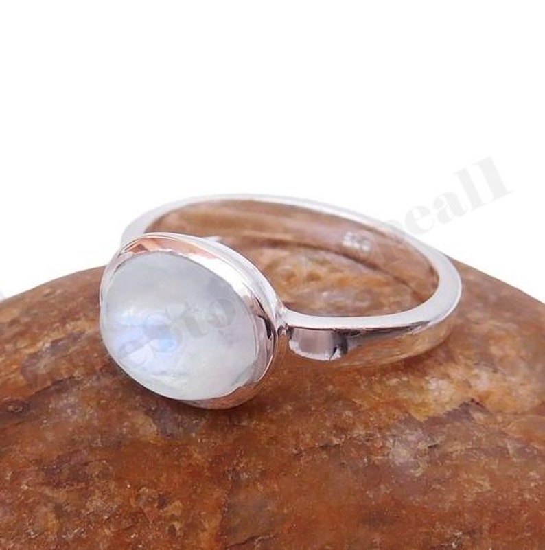 Rainbow Moonstone Ring, 925 Sterling Silver, Oval Gemstone, Natural Stone, Silver Band Ring, Cute Ring, Women Ring, Affordable Ring, ale image 2