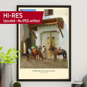 Puede incluir: Impresión artística enmarcada de una pintura al óleo que representa caballos y figuras frente a una gran puerta de madera. La pintura se titula "La Halte" e incluye el texto "HI-RES Upscaled • No JPEG-artifact".