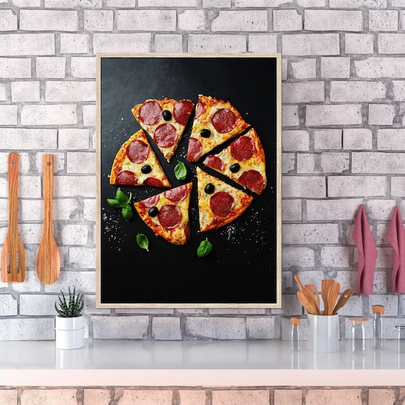 Pepperoni Pizza Wall Art – Italian Food Poster, Rustic Kitchen Decor, Minimalist Pizza Print, Blackboard Style Kitchen Art for Food Lovers