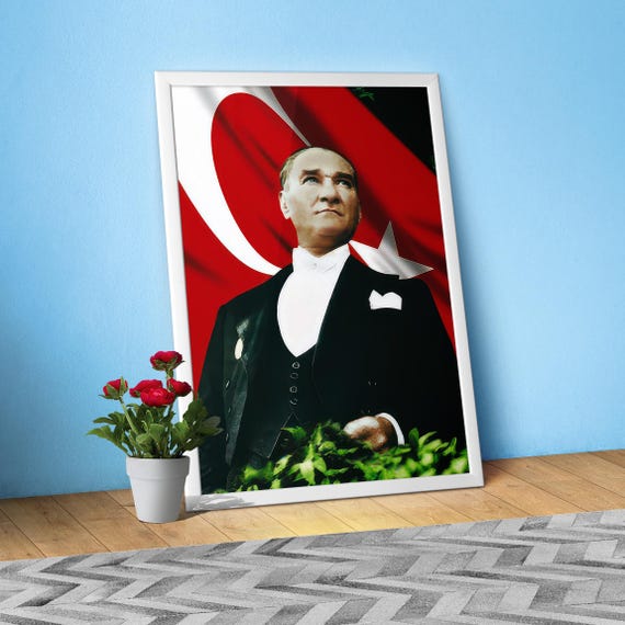 Mustafa Kemal Atatürk poster, Turkish Flag — Historical Turkish Leader art. Modern Turkey wall decor, Patriotic Tribute print, portrait
