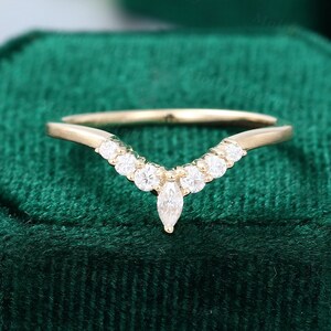 Curved wedding band women Unique Marquise cut Diamond/Moissanite ring vintage wedding band yellow gold Bridal Stacking Matching promise gift