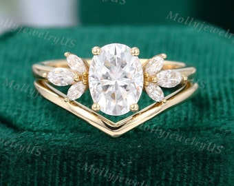 Oval cut Moissanite engagement ring set vintage unique yellow gold engagement ring woman Marquise Cluster Diamond Minimalism wedding ring