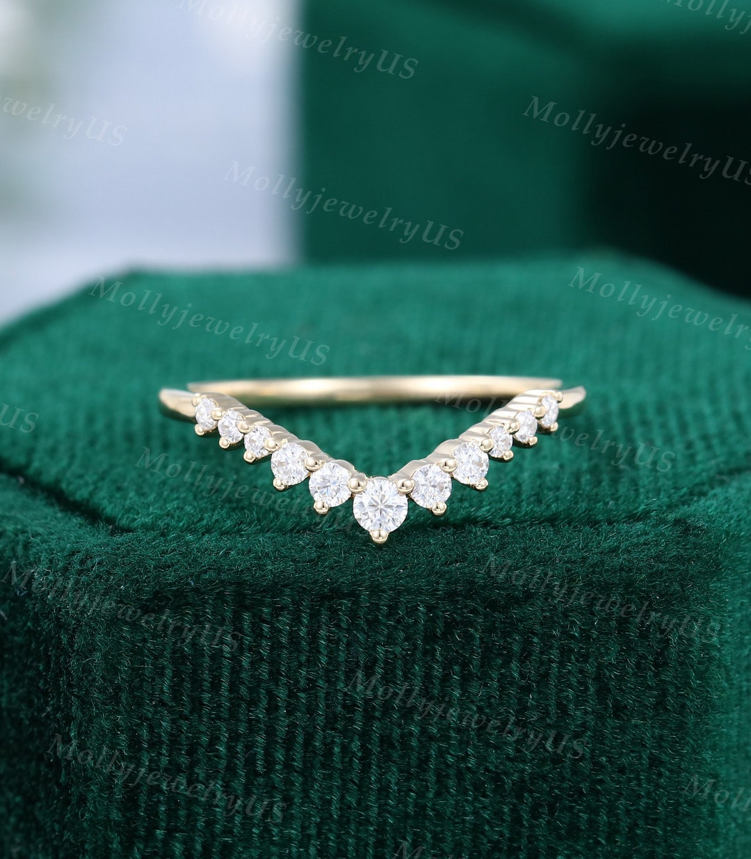 Vintage Curved Moissanite Wedding Band Unique Yellow Gold Diamond ...