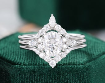 3pcs Oval Moissanite engagement ring set vintage unique white gold engagement ring women Marquise cut Cluster ring wedding ring Bridal set