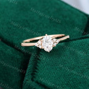Oval Cut Moissanite Engagement Ring Vintage Diamond Cluster - Etsy