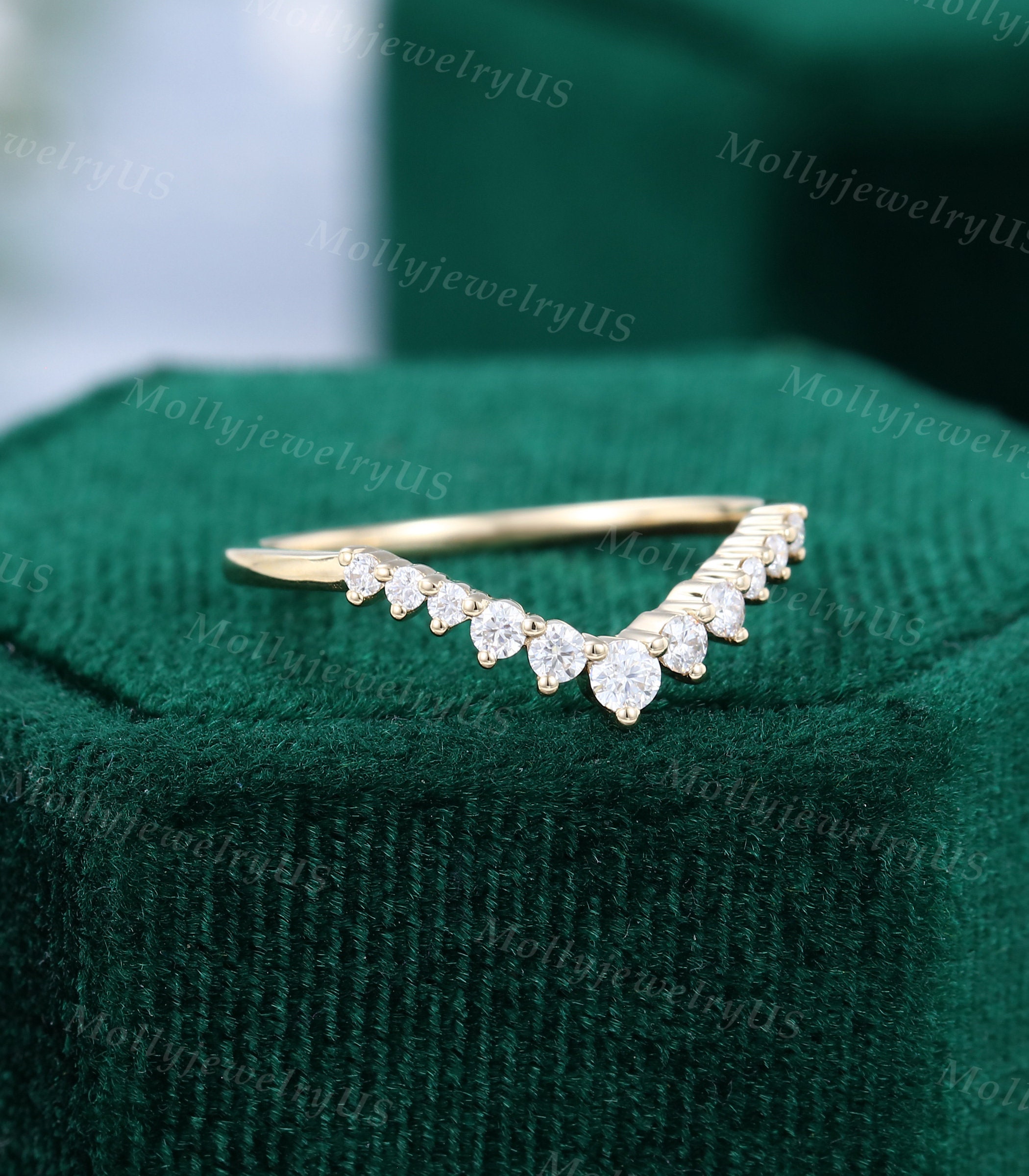 Vintage Curved Moissanite Wedding Band Unique Yellow Gold Diamond ...