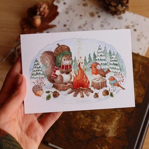 Acquerello Foresta Invernale, Scoiattolo con Cappello a Ghianda, Animaletti del Bosco, Arte Cottagecore, Decorazioni Cozy, Stampe Artistiche