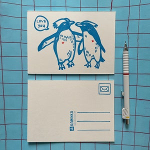 Penguins in love Postcard image 2