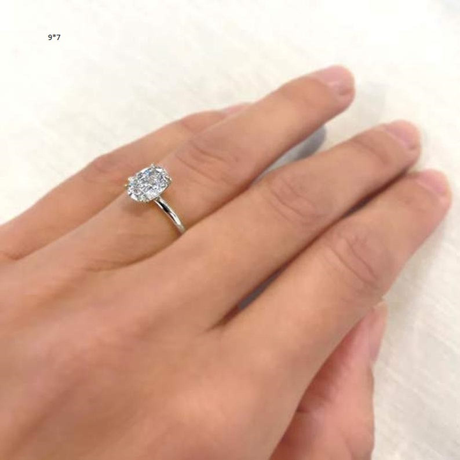 2 CT Oval Cut Simulated Labdiamond Solitaire Engagement Ring Etsy