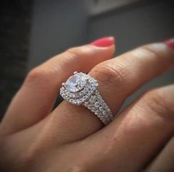 Double halo setting only discount