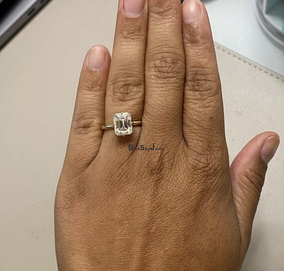 9x7 emerald cut diamond sale