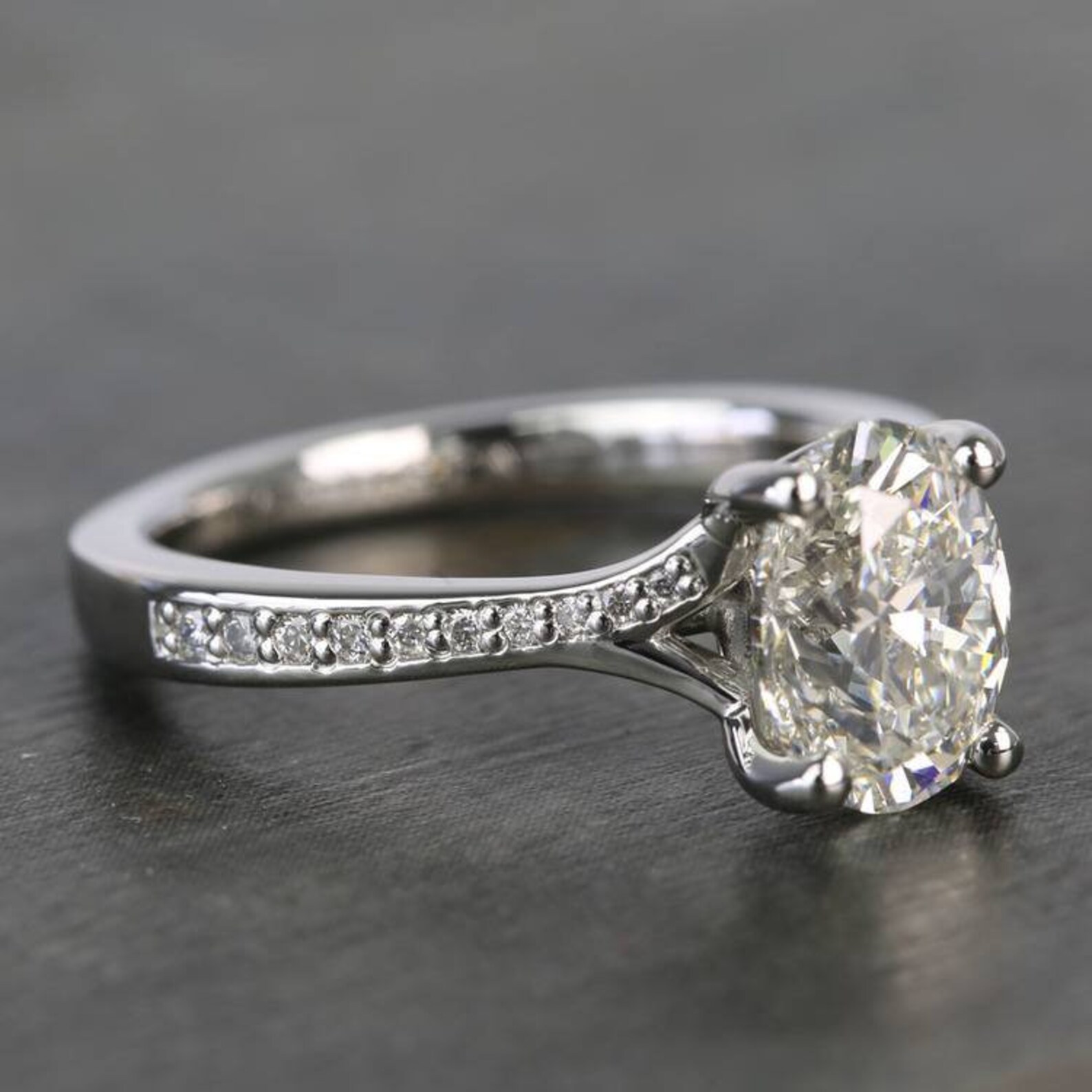 2.60ct Tw Classic Oval Engagement Ring Solitaire Ring Oval - Etsy