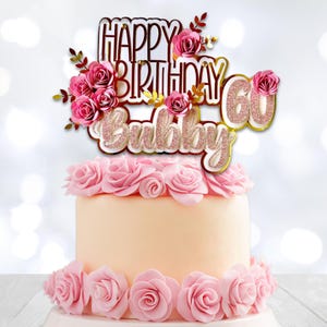 Personalisierte Happy Birthday Blumen Cake Topper, Elegante Kuchendekoration, Benutzerdefinierte Kuchendekoration, Floraler Kuchenakzent, Name Kuchenzubehör