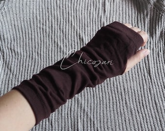 Calentadores de brazos sin dedos de color marrón oscuro con orificio para el pulgar, ideales para Halloween, estilo emo gótico o cosplay harajuku.