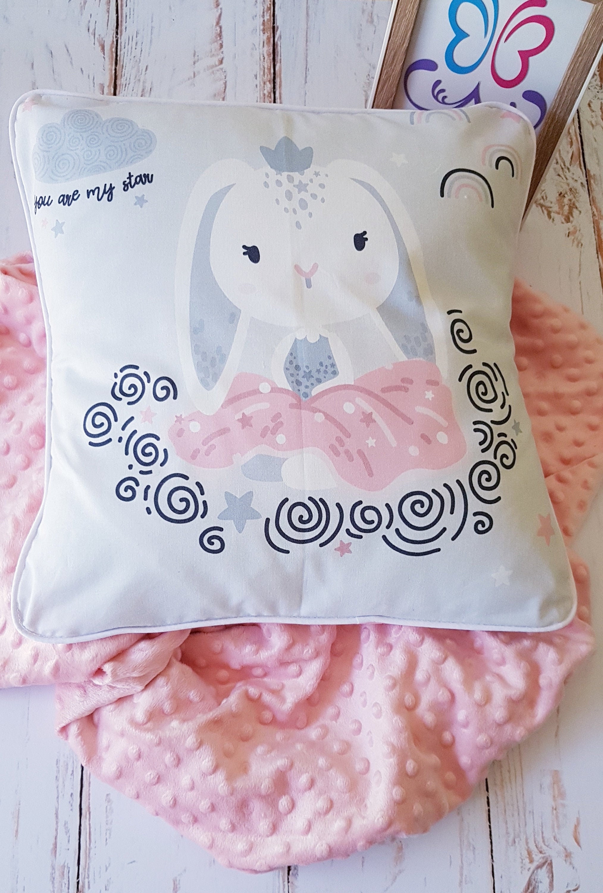 Coussin Déhousable Lapin Bleu et Rose, Coussin Chambre Enfant, Decoration Fille