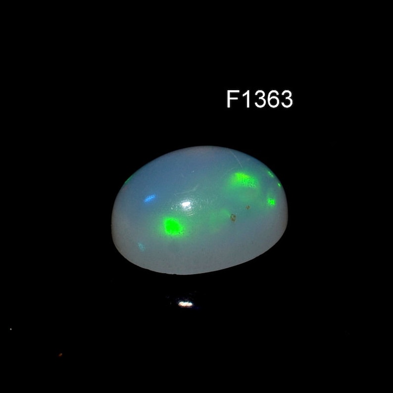FABULOUS ETHIOPIAN OPAL Cabochon Gemstone For Making Jewellery