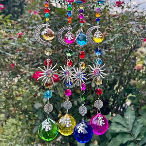 Dancing Bear Sun Catcher: Rainbow Crystal Feng Shui Decor