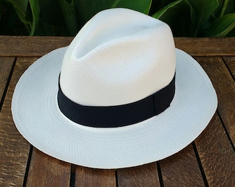Genuine Ecuadorian White Panama Hat Handwoven Toquilla Palm Hat in Ivory White Colour Cuenca Style Authentic Panama Hat