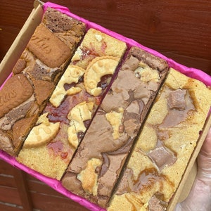 Letterbox postal gift brownies blondies treats gift edible box Fudgy Chocolate ramadan gift for him her friend family Ramadan, Eid festival image 4