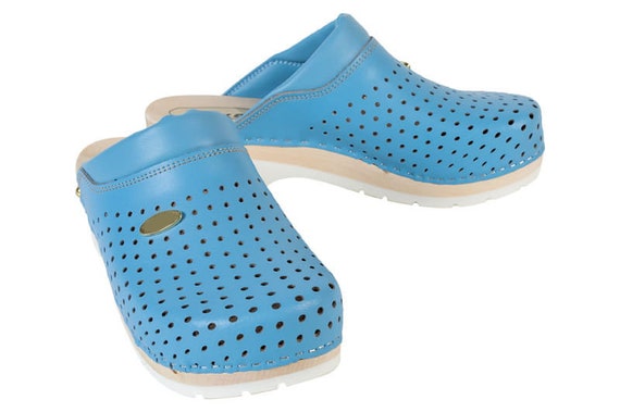 comfortable nursing clogs