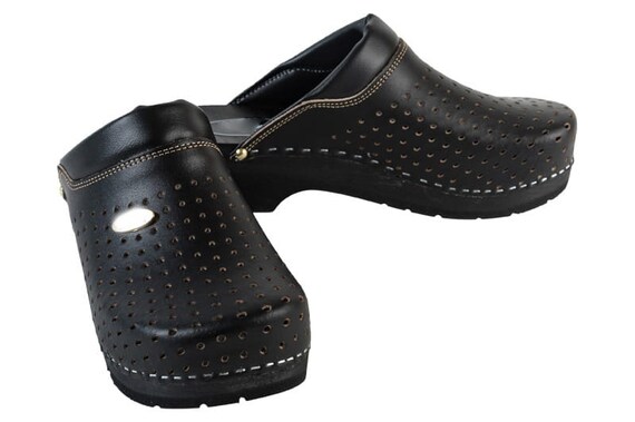clogs for nurses