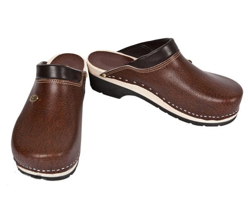 comfortable nursing clogs