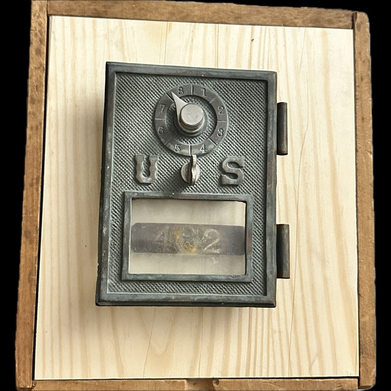 Antikes Sammlerstück 1906 US Post Office Box Tür mit Kombination Postfach Tür Bank Bild 1