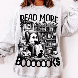 Leer más libros fantasma PNG, fantasma de Halloween acogedor PNG, otoño espeluznante para amantes de los libros, sublimación de camisetas de lectura lindas y modernas, fantasma de Halloween PNG
