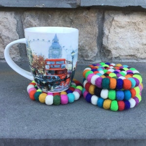 Multicolor Tea Coasters, Round felt Ball Coasters, Wool Felt Coaster, Gift Felted Coaster, Housewarming Gift, Gift for her, Kitchen lining