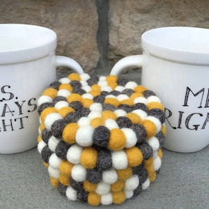 Express Free Shipping, Round felt Ball Coasters Set,  Felt Ball Coasters, Wool Felt Coaster, Gift Felted Coaster, Housewarming Gift, Gift