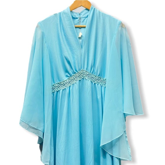 Vintage 1970s formal dress, large