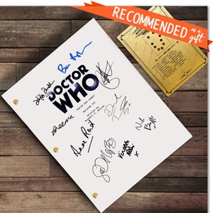 Guión firmado por el Dr. Who para televisión Guión con autógrafo David Tennant Billie Piper Rose Tyler Freema Agyeman Martha Jones Tardis Daleks