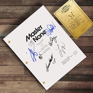 Master of None Guión firmado por Aziz Ansari, Eric Wareheim, Noel Wells, Lena Waithe, Dev Shah