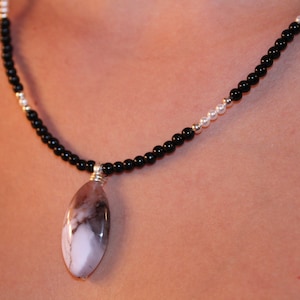 Black and White Agate Stone with Black and White beads with Lobster Clasp