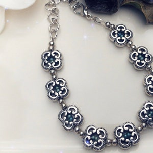 Flower Beaded Bracelet