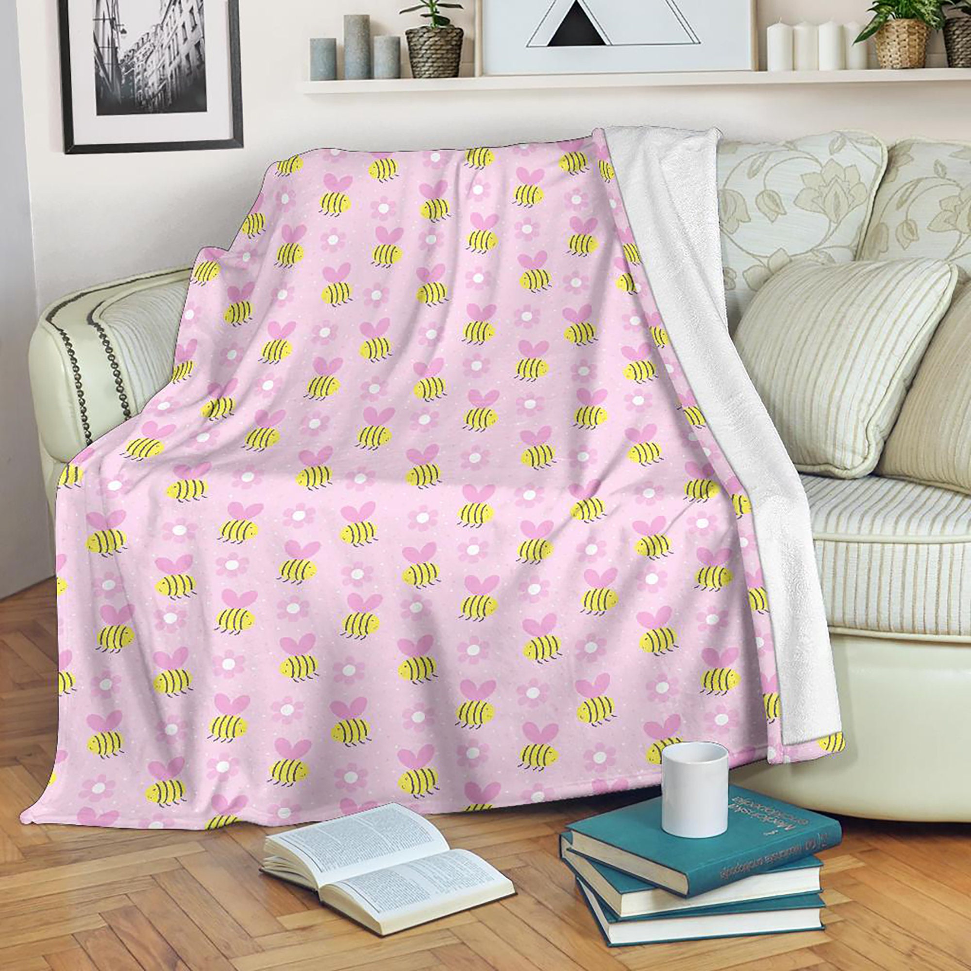 Cute Bee Blanket Bee Pattern Throw Blanket Bee Print Etsy UK