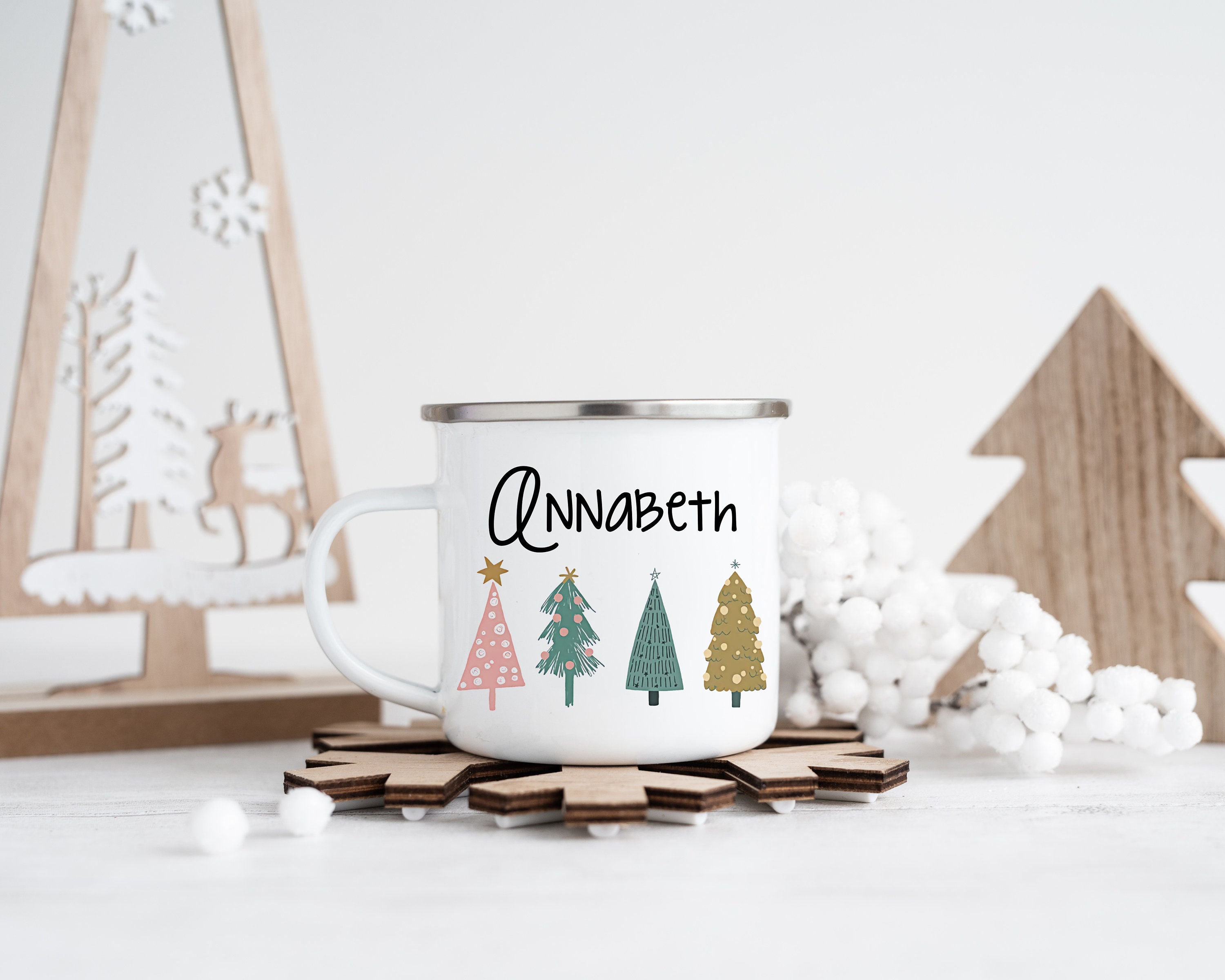 10 Kids' Christmas Mugs That Make The Holidays Cozier - Motherly