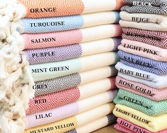 Serviette de plage personnalisée en coton turc, cadeau d'enterrement de vie de jeune fille brodé