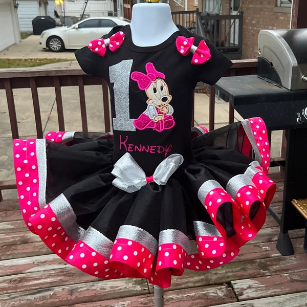 Minnie mouse tutu set, minnie mouse birthday outfi, I’m twodles Minnie Mouse birthday outfit, black and silver toddler Minnie Mouse tutu set