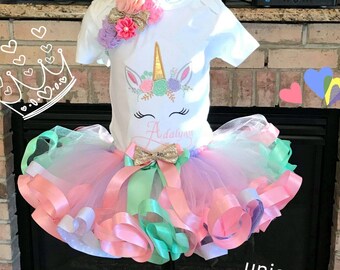 Unicornbirthday outfit. Unicorn tutu set, unicorn dress,  unicorn party, unicorn birthday shirt, first birthday girl. Unicorn tutu outfit