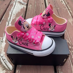 Minnie Mouse low top sneakers shoes, Minnie Mouse first birthday outfit/ Minnie Mouse custom shoes/ Minnie Mouse pink shoes/ 1st birthday