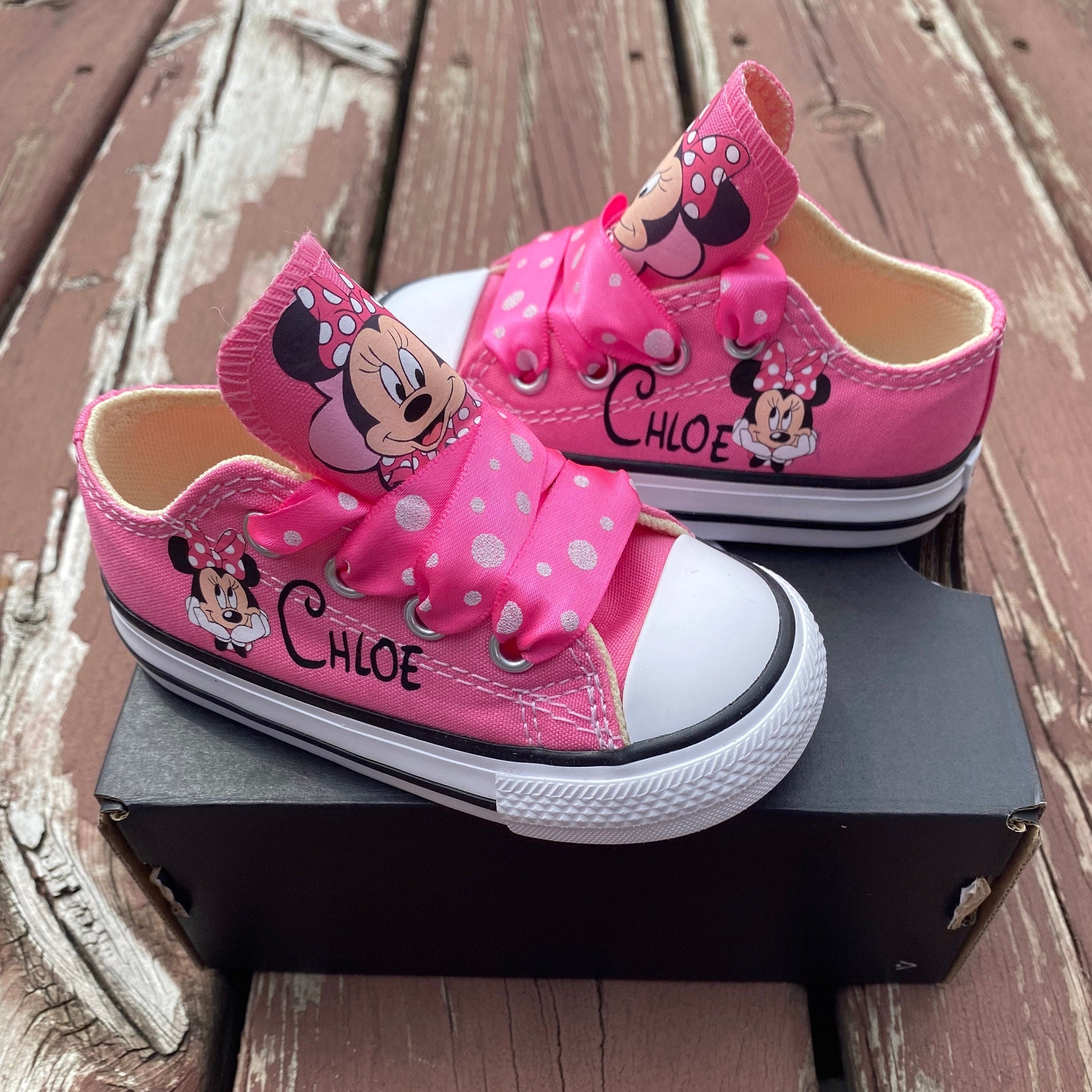 Custom minnie mouse shoes deals
