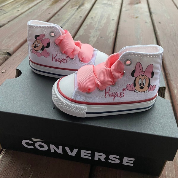 Pink Minnie Mouse Custom Shoes main image 1