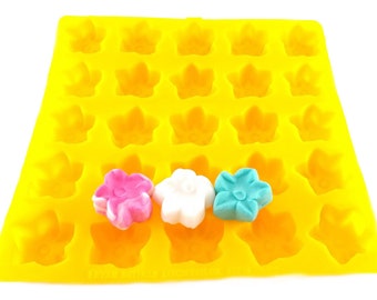 Apple Blossom 25 Cavity Cream Cheese Mint Mold Candy Melts Fondant Chocolate Soap Fat Bomb