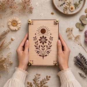 Maple Wooden Flower Press Kit, Personalized, 3 Sizes, Brass Hardware, Pressed Flower Craft Gift