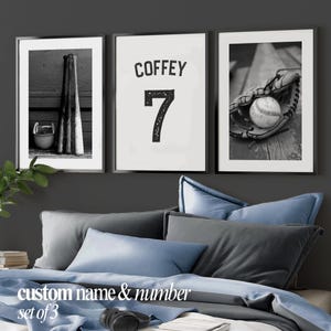 Aanpasbare naam honkbalposterset voor kind slaapkamer decor kunst aan de muur Gepersonaliseerde honkbalspeler cadeau voor zoon Baseball Jersey-afdruk voor jongen
