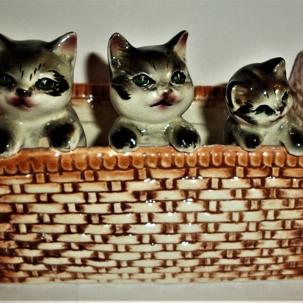 Vintage Napco Japan Kittens In A Basket Planter