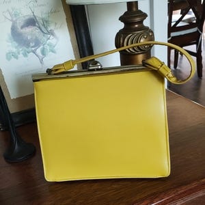 Bolso vintage amarillo para mujer