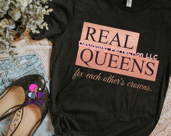 Las verdaderas reinas se arreglan las coronas unas a otras...