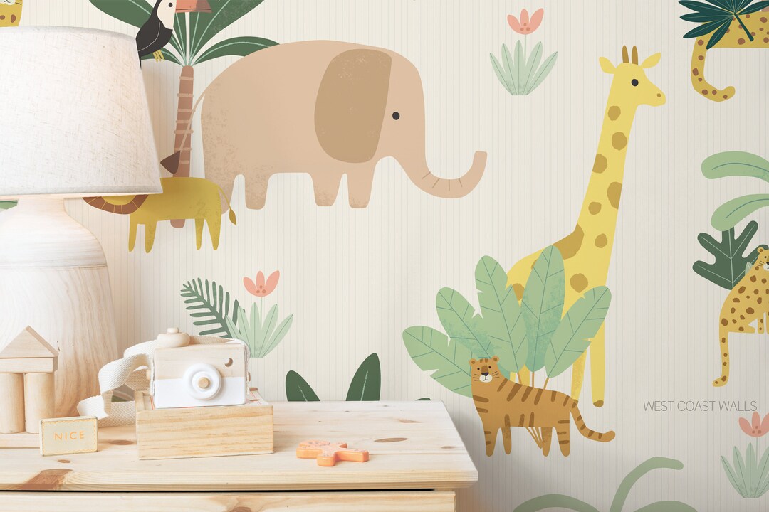 Jungle Animals Wallpaper / Jungle Decor / Jungle Theme / Nursery Decor ...